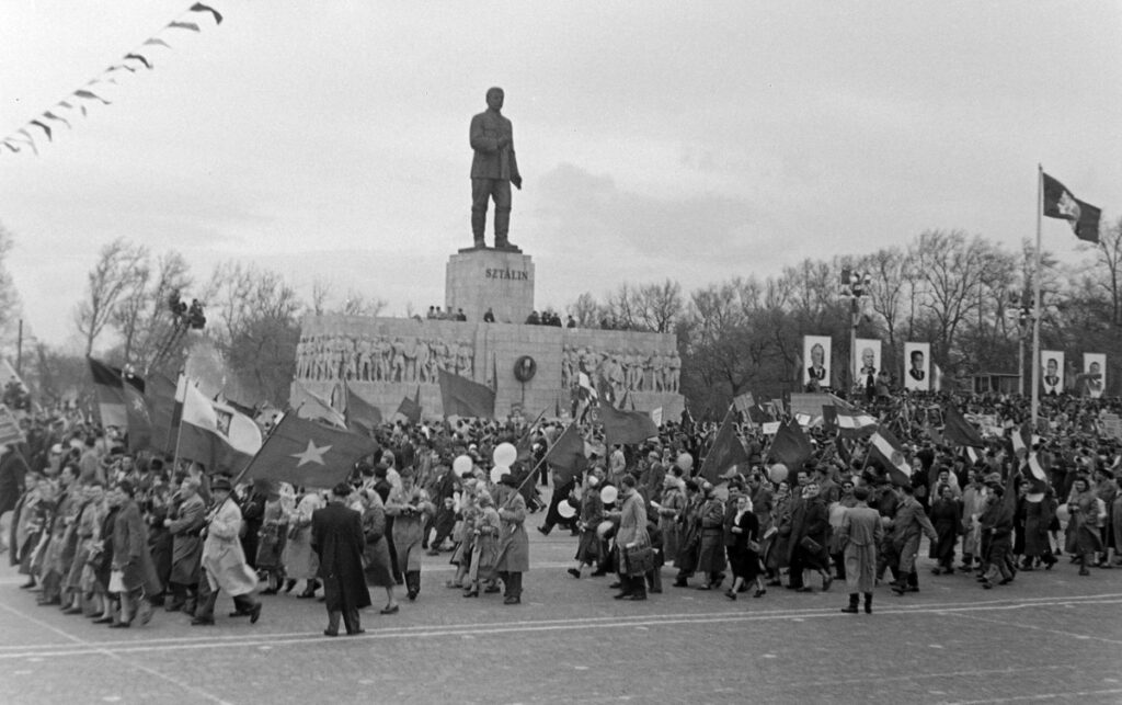 Crowds marching on 1 May 1952